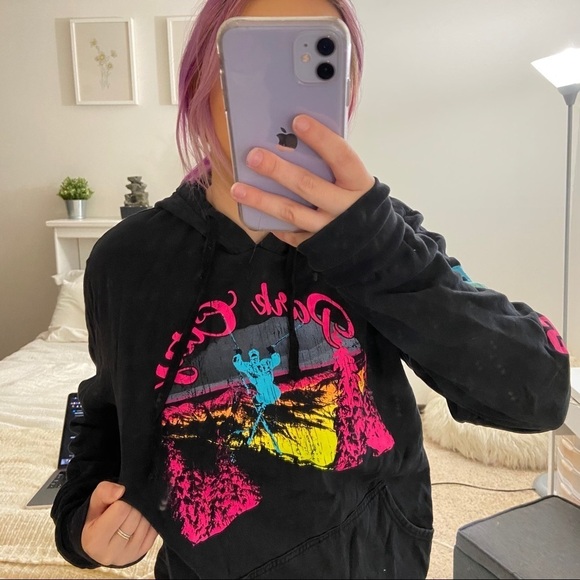 Urban Outfitters Oversized Graphic Black Hoodie - Picture 5 of 7